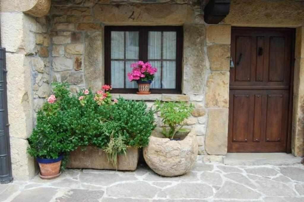 La Regenta Picos De Europa Villa Poo  Exterior photo
